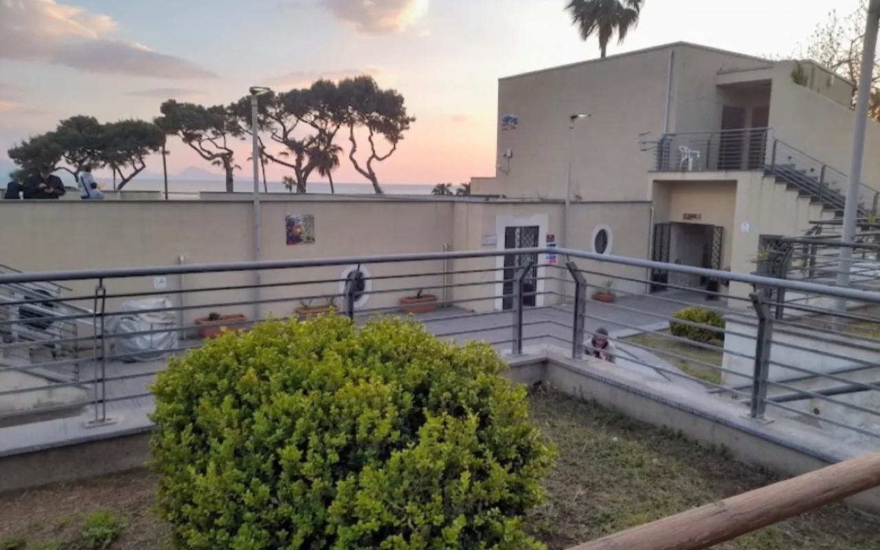 Esterni di Donna Sofia, Torre Annunziata (Campania) (foto 2)